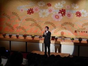 写真:女声コーラス秋桜 春うららコンサート 挨拶