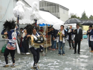 写真：春の久居まつり 激励