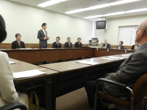 写真：津市市政相談員委嘱式 挨拶