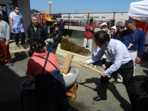 写真：津市橋南市民センター「健康まつり」 激励