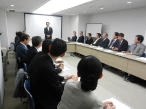 写真：三重モーニング・カレッジ 挨拶