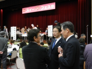 写真：第3回スイーつフェスタ激励1