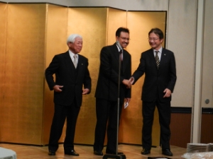 写真:インドネシア東ジャワ州副知事ほか政府関係者歓迎夕食懇親会