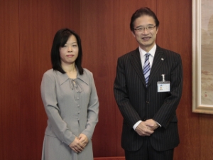 写真:JICAボランティア 小林加奈子さんと