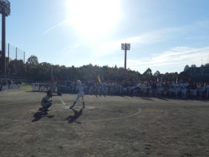 写真:2012津市少年野球秋季交歓大会 始球式