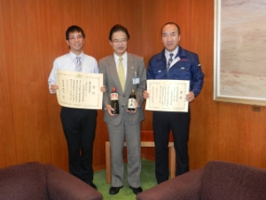 写真：第40回全国醤油品評会農林水産大臣賞受賞　下津醤油株式会社様、食料産業局長賞受賞　東海醸造株式会社様来訪