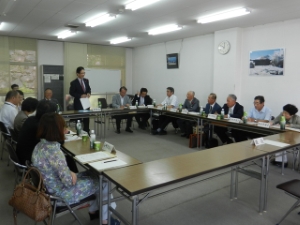 写真:津市社会福祉事業団評議員会挨拶