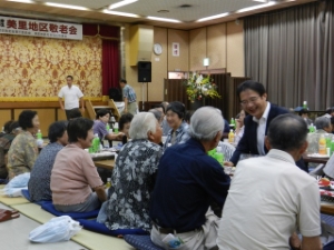 写真：辰水地区敬老会挨拶