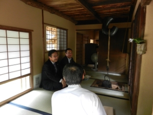 写真：廣永陶苑　茶室「山里」視察