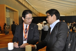 写真：フィリピンのティアンコ・ナボタス市長と