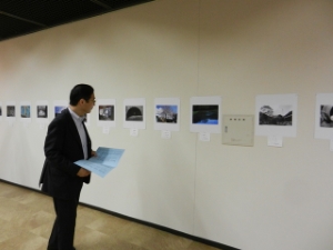 写真：津市民文化祭　写真展鑑賞