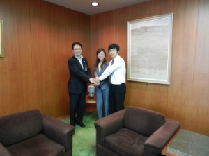 写真：江蘇大学　趙康英様、姚　勇様　表敬訪問2
