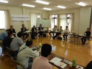 写真：久居立成校区自治会連絡協議会との懇談会