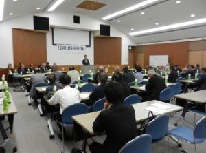 写真：津市自治会連合会定期総会挨拶