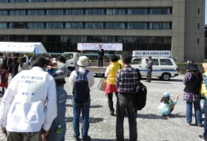 写真：第83回津地区メーデー挨拶