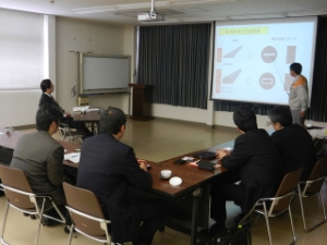 写真：株式会社 久居LIXIL製作所 工場見学