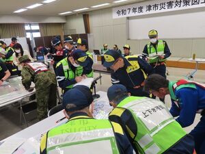 写真：津市災害対策図上訓練2