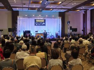 写真:津ぅのドまんなかジャズフェスティバル 挨拶