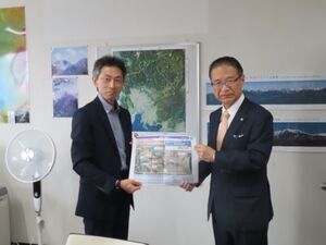 写真：国土交通省中部地方整備局 高畑河川部長訪問