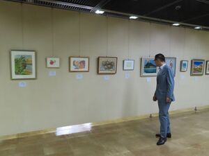 写真：洋画展鑑賞