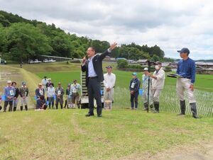 写真：田植えイベント 挨拶