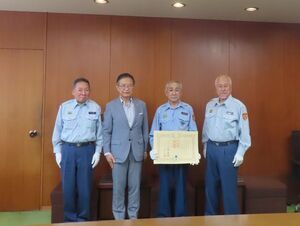 写真：春の褒章受章報告