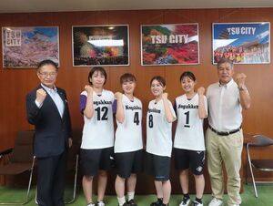 写真：全日本バレーボールクラブ選手権大会 出場選手 来訪