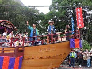 写真：一日船長櫂引き渡し式1
