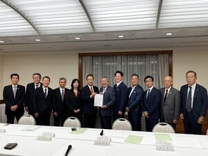 写真：三重県社会基盤整備協会 県選出国会議員との意見交換会