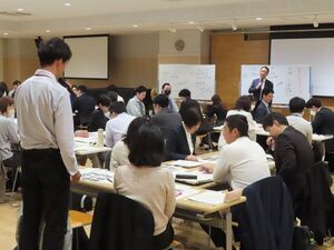 写真：新任主査研修 講話2
