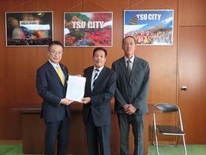 写真：三重県建設業労働組合津支部・中央支部との懇談会2