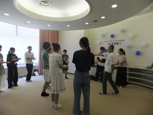 写真:第1回こども会議アイスブレイク2