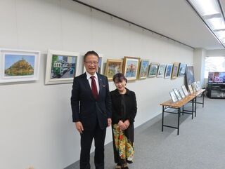 写真:和田はる子 洋画展~旅情~ 鑑賞