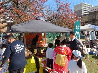 写真:第3回つしんまちホコ天 津新町通り商店街