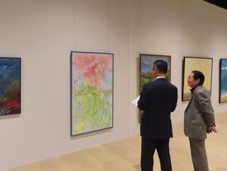 写真：第17回久居洋画協会展 鑑賞