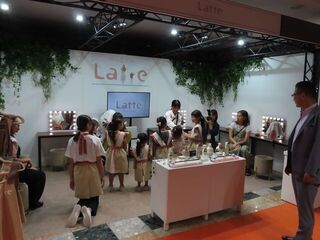 写真:ボートレース津夏休み企画 仕事体験テーマパークKandu(カンドゥー)inボートレース津 体験会、オープニングセレモニー 挨拶