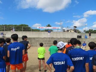 写真:第27回ビーチバレーin御殿場2024 挨拶、始球式
