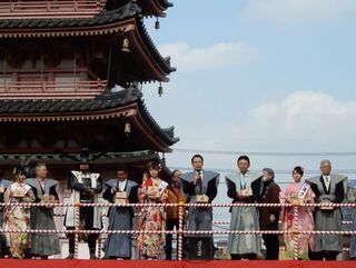 写真：津観音節分会 福豆まき 挨拶