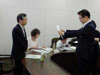 写真:津市地域自立支援協議会委員委嘱式