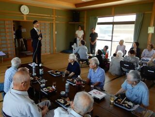 写真：地区敬老会7
