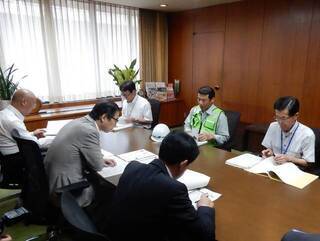 写真：熊本地震に伴う派遣職員による活動報告会　1