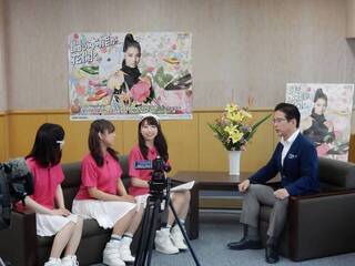 写真：三重テレビ放送「ボーっト見せちゃいます。津ぅ」 収録