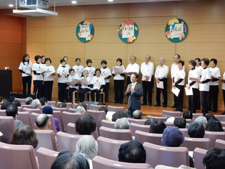 写真:津西地区ふれあい創作展2015 鑑賞2