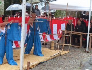 写真:三重県指定無形民俗文化財「牛蒡(ごんぼ)祭」