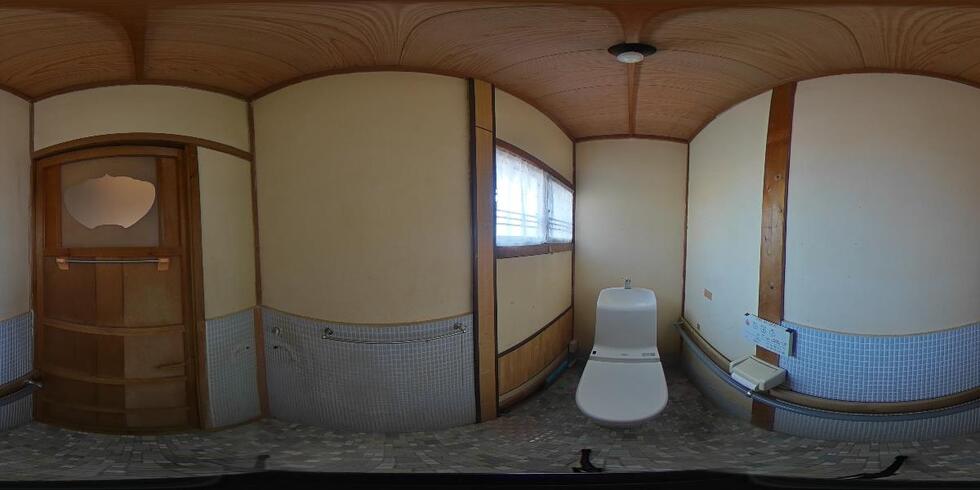 360°カメラ　トイレ