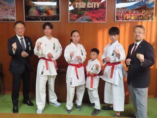 写真：第5回全日本少年少女空手道選抜大会、第20回全国中学生空手道選抜大会 出場選手 来訪