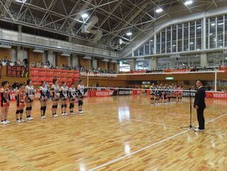 写真：2025-26 V.LEAGUE WOMEN ヴィアティン三重 VS 広島オイラーズ戦 挨拶