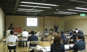 写真:省エネセンター様の講演の様子