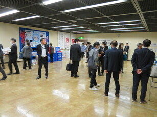 写真:キックオフイベント 展示コーナー