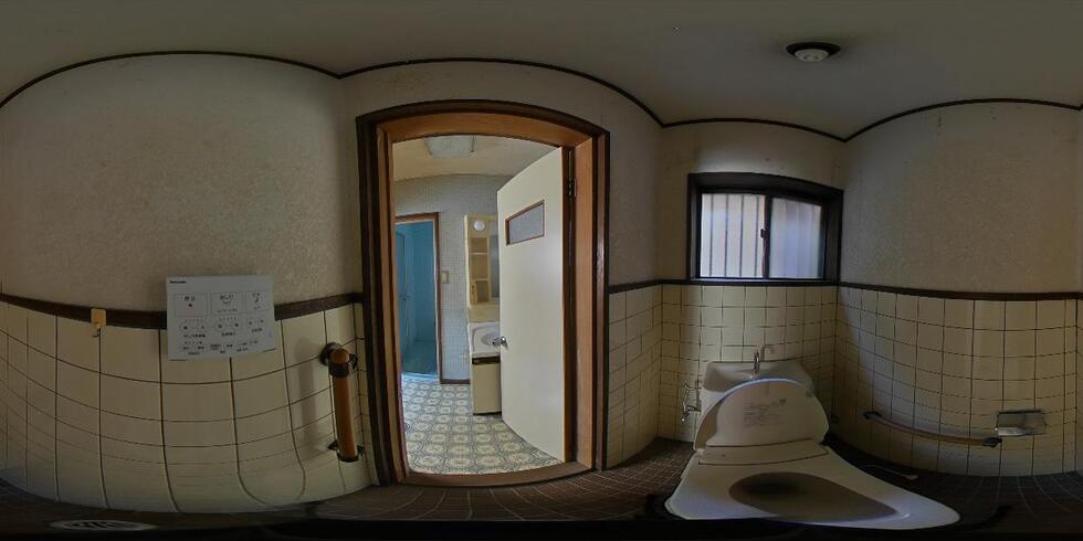 360度カメラ　トイレ